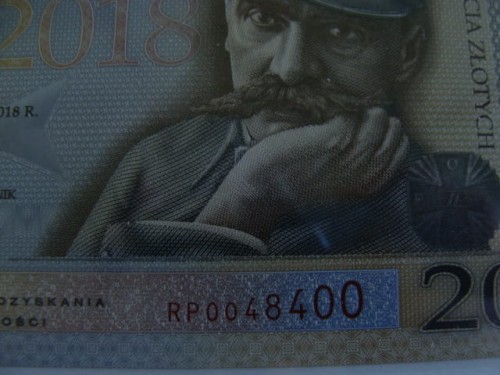 Banknot 20 zł / 2018 r. - "Niepodległość" - 100. rocznica odzyskania przez Polskę niepodległości.  Sklep Numizmatyczny, Warszawa ul. Króla Maciusia 12.  www.sklepnumizmatyczny.eu