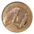 Polska: moneta ze stopu Nordic Gold: 2 zł / 
Zwierzęta świata: Morświn (łac. Phocoena phocoena).        Sklep Numizmatyczny, Warszawa ul. Króla Maciusia 12.               www.sklepnumizmatyczny.eu 