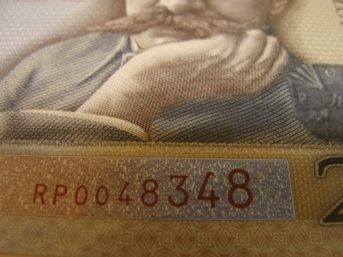 Banknot kolekcjonerski 20 zł / 2018 r. - "Niepodległość" - 100. rocznica odzyskania przez Polskę niepodległości (CIEKAWY NUMER SERII).   Sklep Numizmatyczny, Warszawa ul. Króla Maciusia 12.  www.sklepnumizmatyczny.eu